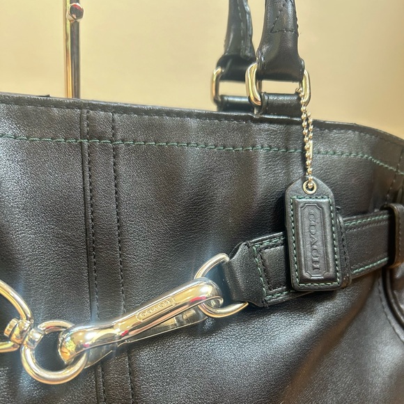 COACH HAMPTONS black leather classic COACH tote bag/purse - Picture 4 of 12